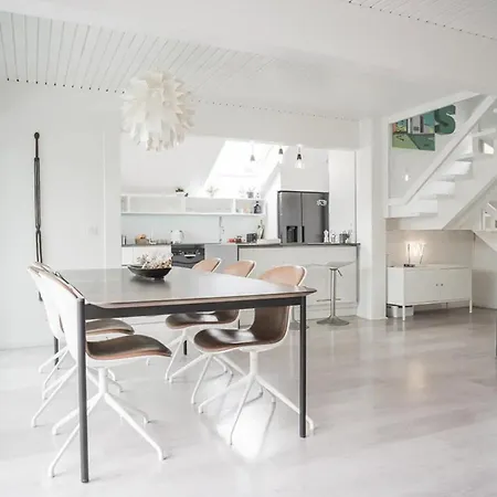 La Maison Blanche Feriehus Sévrier